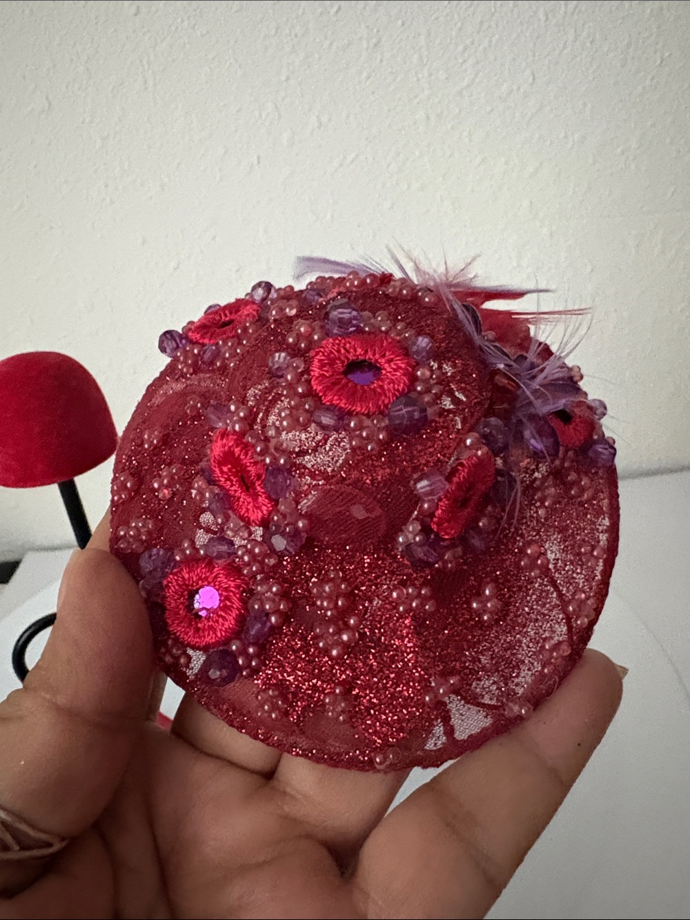 Red Beaded Mini Hat Fascinators (Pair) - Picture 6 of 7